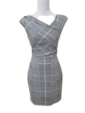 REISS Size 4 Black & White Rouge Houndstooth Check Dress